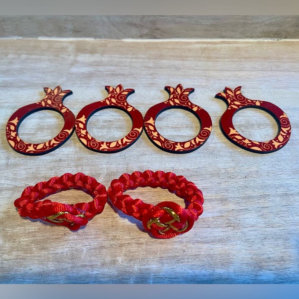 Bundle of 6 Napkin Rings Wood & Rope/Braided